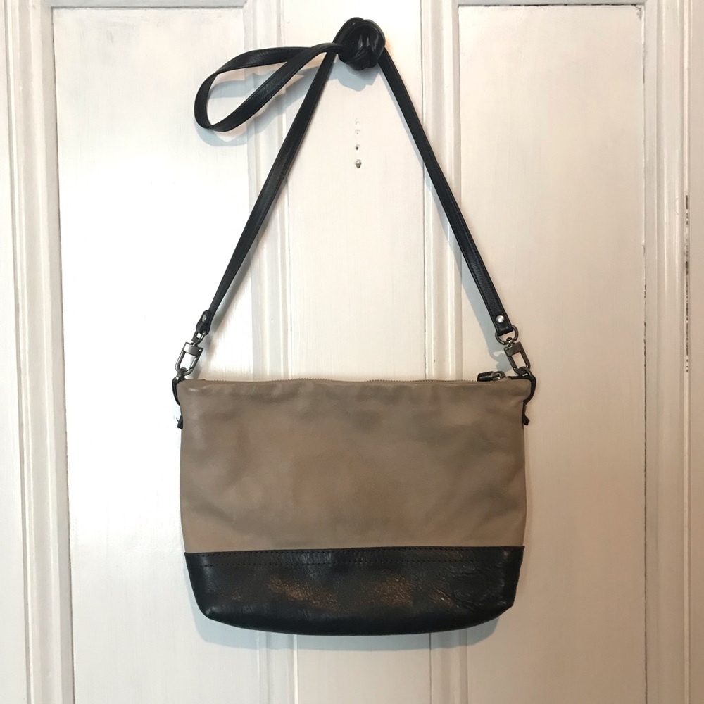 Rough & Tumble Pinch Bottom Traveller